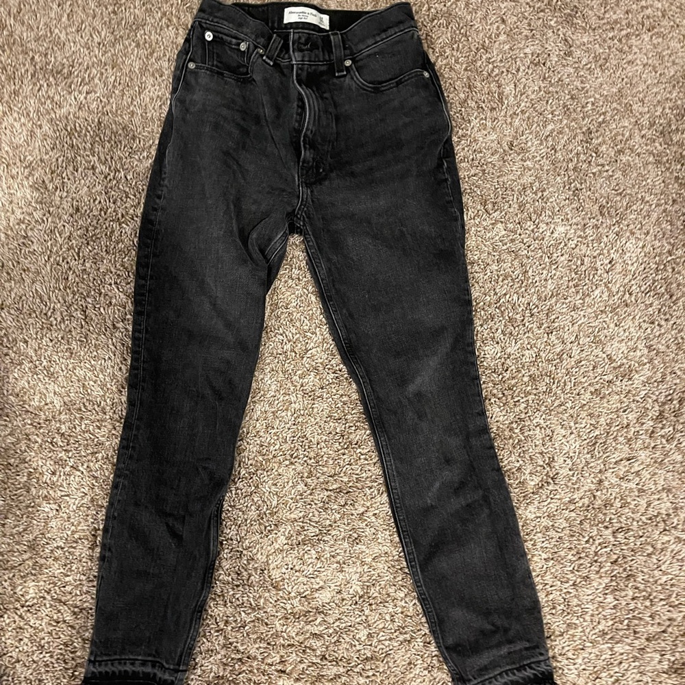 Black jeans from Abercrombie and Fitch size 00